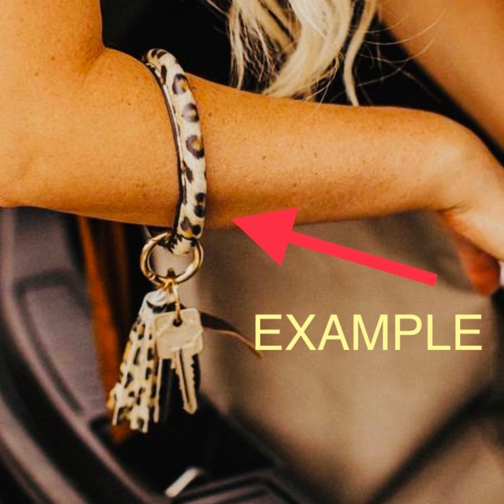 “Leopard” Key 🔑 Chain Bangle! - Picture 2 of 4